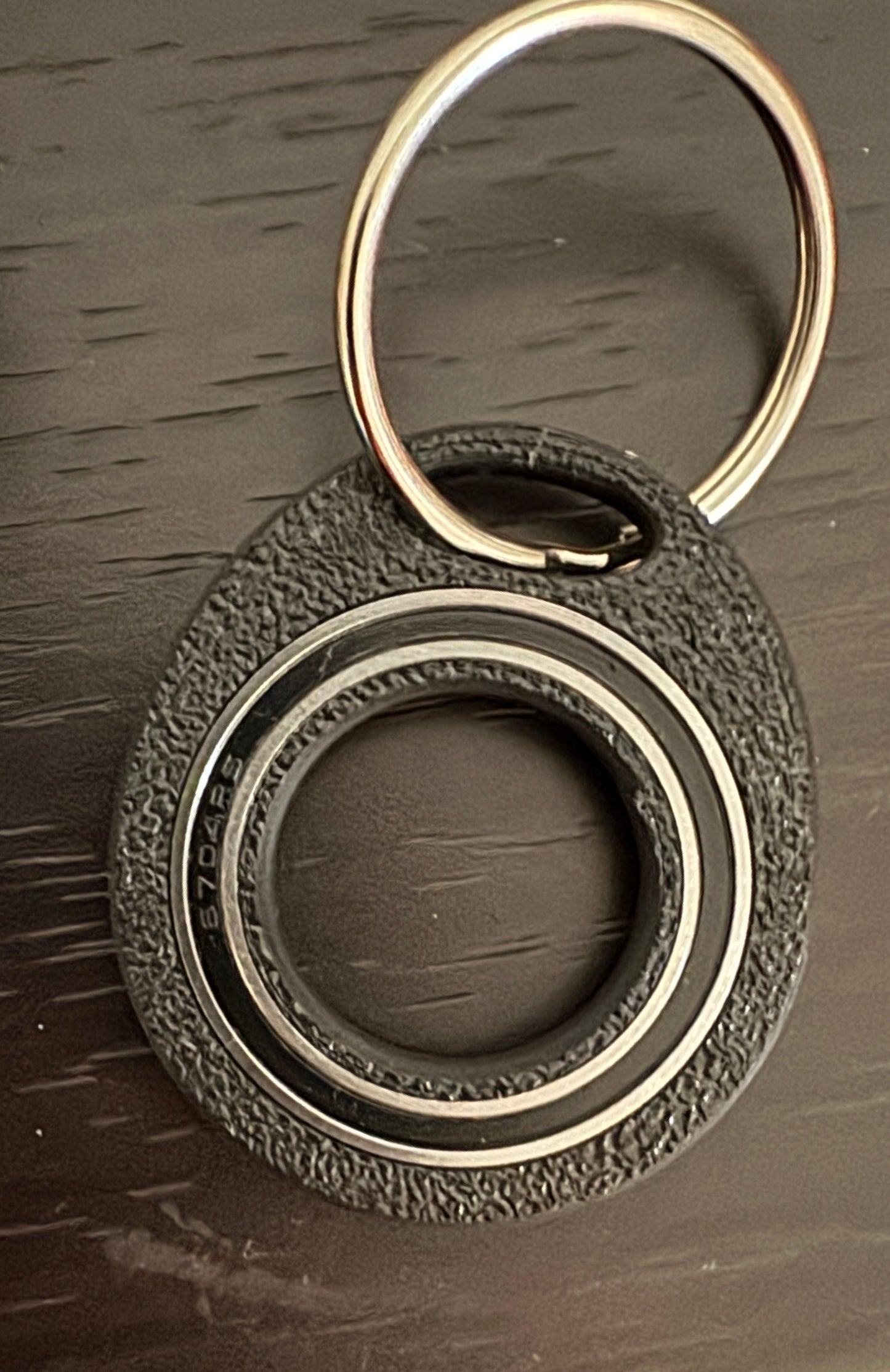 Ringk – Drehbarer Fidget Schlüsselanhänger mit Kugellager | Fidget-Gadget