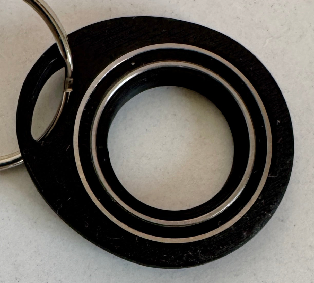 Ringk – Drehbarer Fidget Schlüsselanhänger mit Kugellager | Fidget-Gadget
