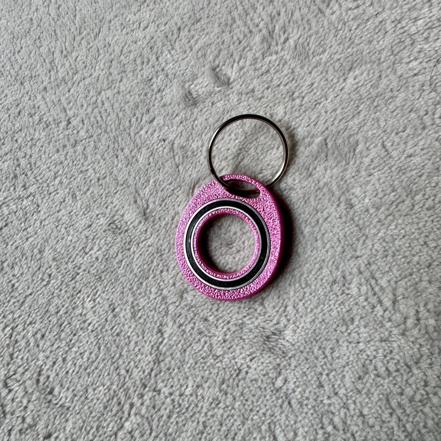 Ringk – Drehbarer Fidget Schlüsselanhänger mit Kugellager | Fidget-Gadget