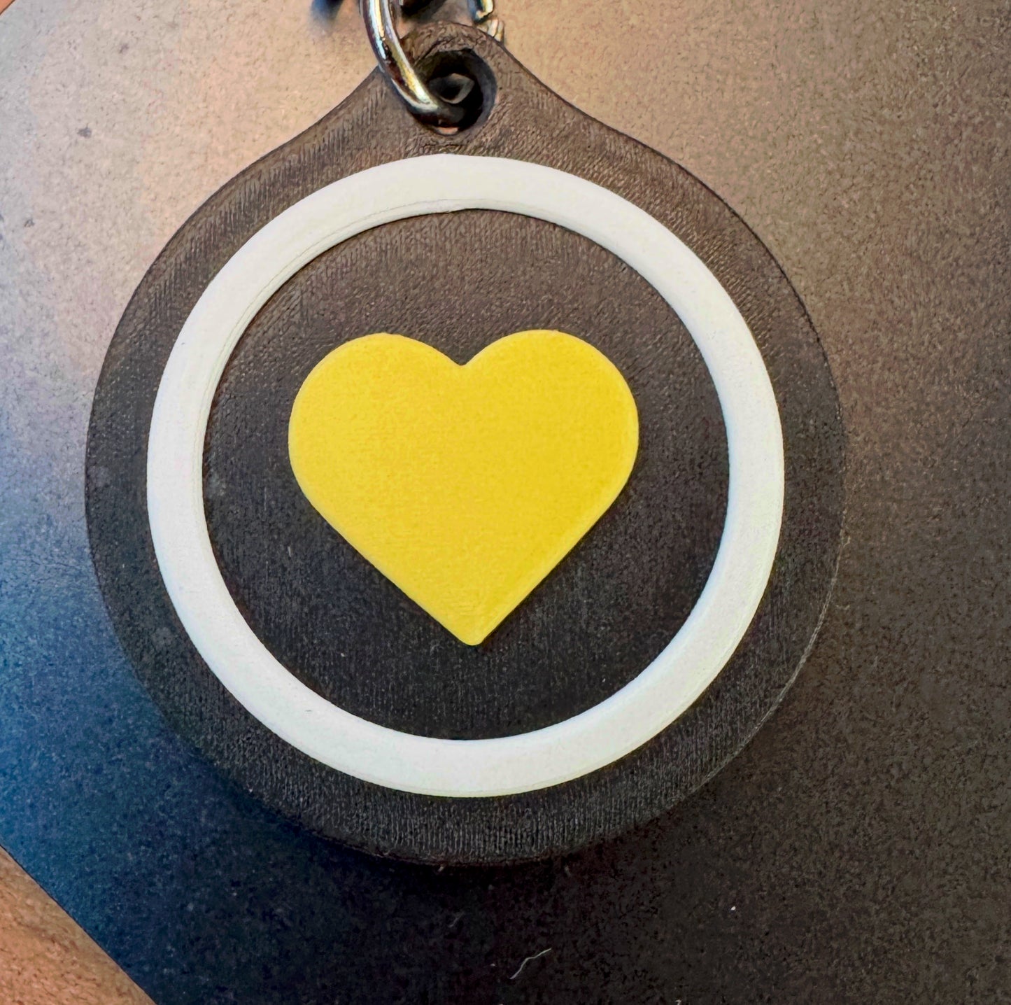 Follow Tap - NFC Schlüsselanhänger für Follower, Likes & Profil teilen