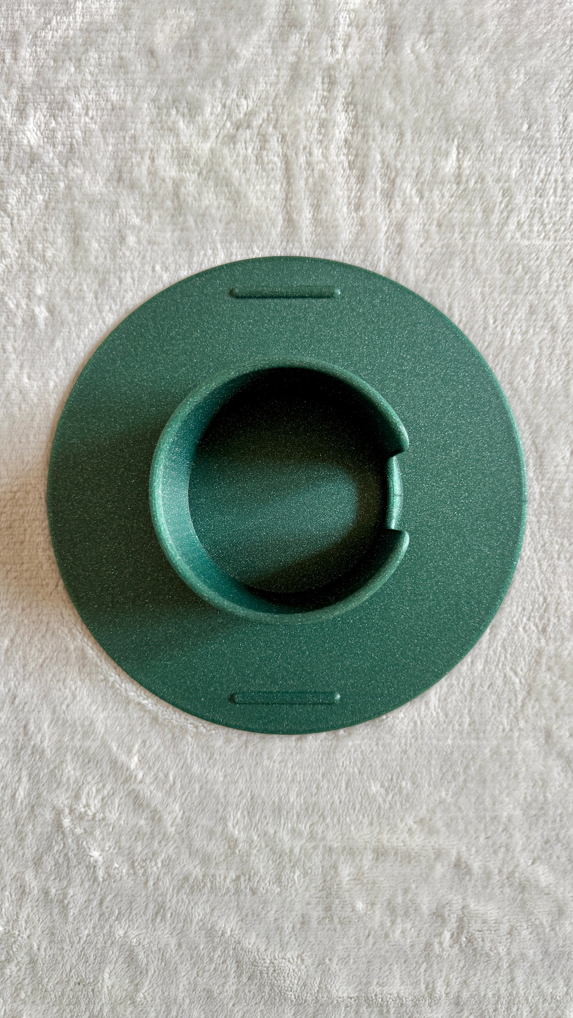 Flonk in Grün-Glitzer, Draufsicht auf Öffnung und Struktur